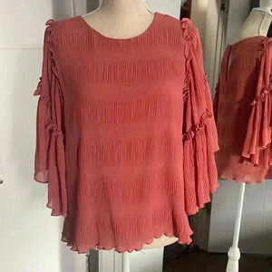 Beautiful crinkled blouse